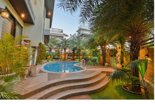 4bhk Heart Villa by Jalanta Stays