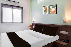 Super Townhouse Ambegaon Road Katraj Formerly White Castle, Pune