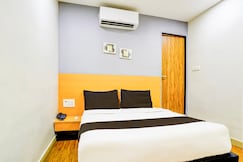 Hotel O The Park View Rooms, Surat