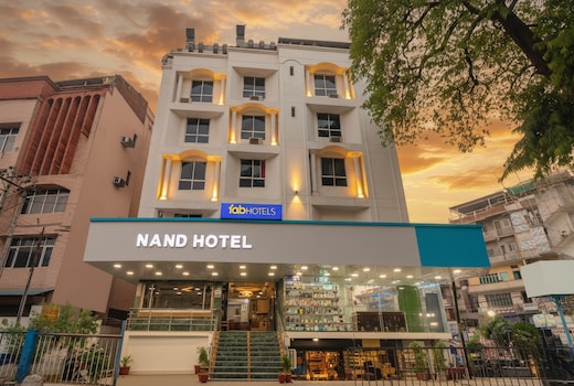 FabHotel Nand