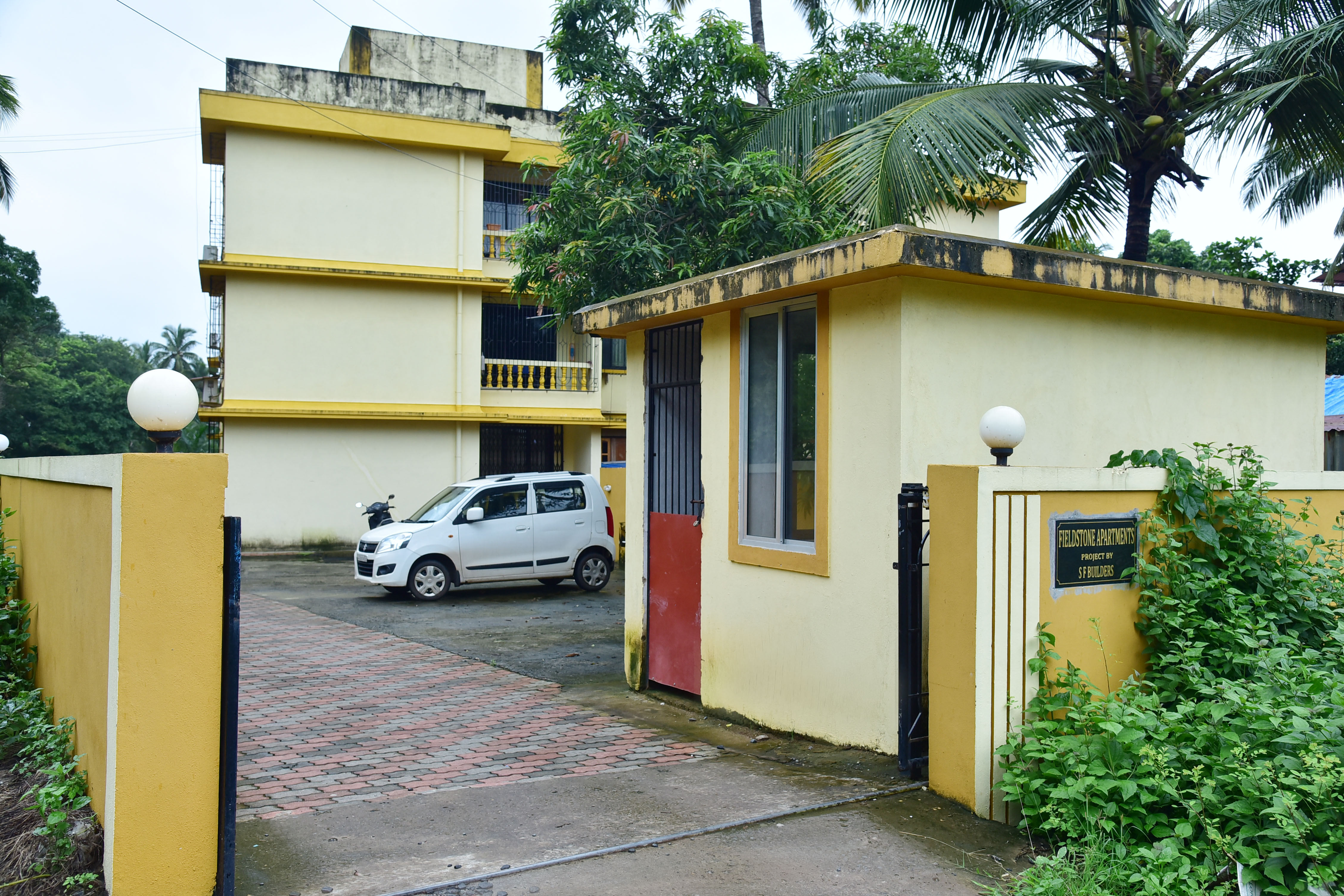Field Stone  3 BHK duplex villa - Tap to explore photos