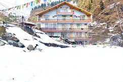 The mountain heaven, Manali