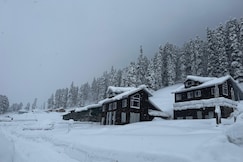 Hotel Roof Top, Sonmarg