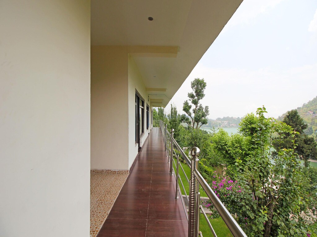 Pawan Hotel - Tap to explore photos