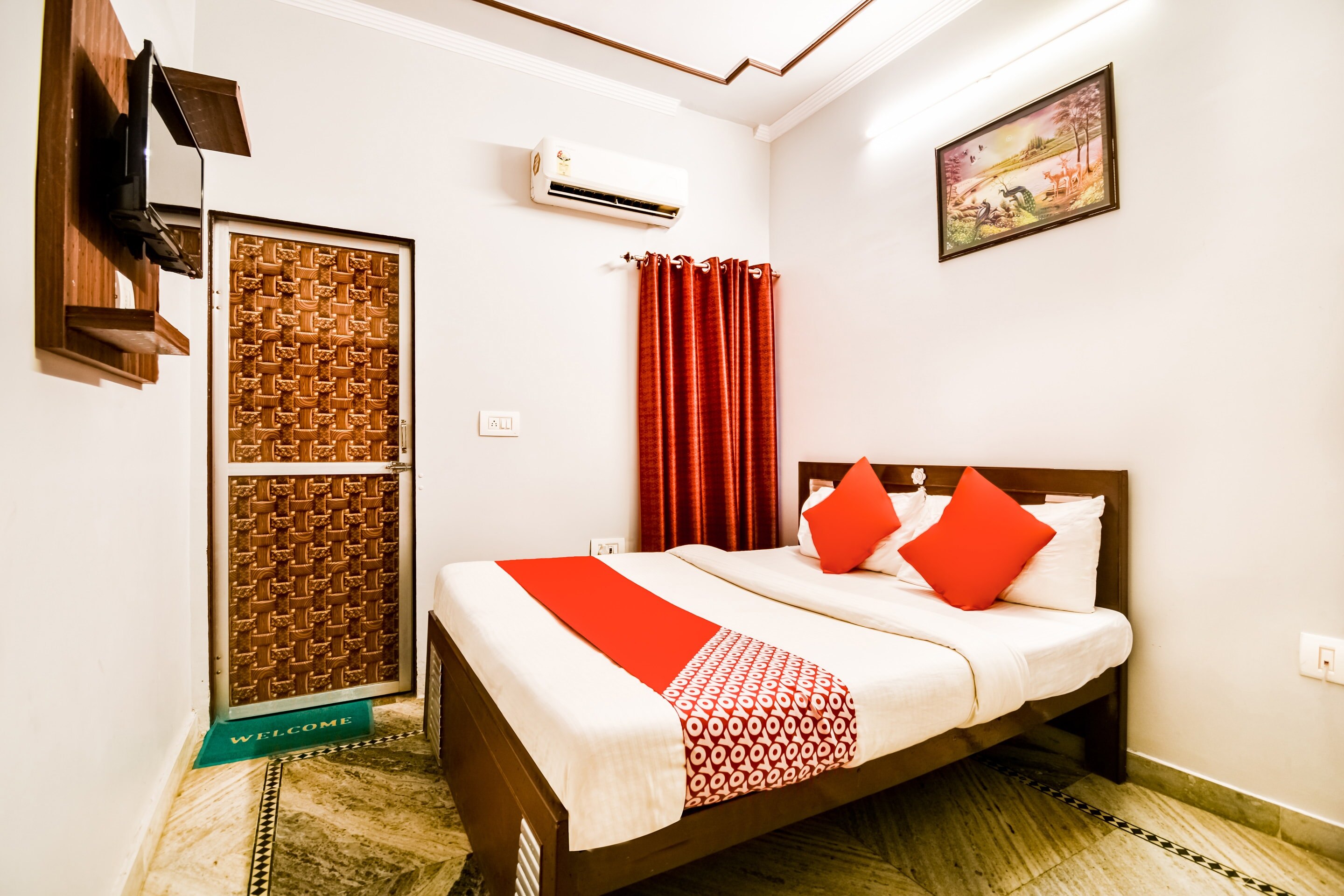 Hotel O Govindam Palaza - Tap to explore photos