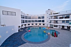 Om Sanctuary Resort By Pinks Hospitality, Viramgam