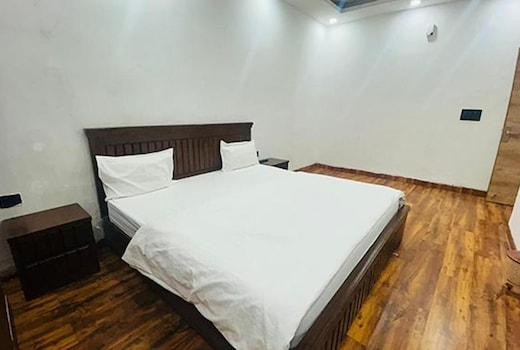 FabHotel The Dream Inn