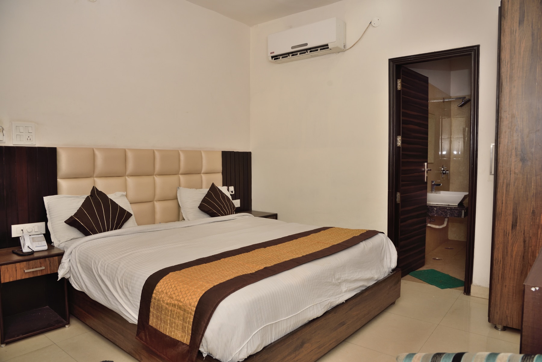 Hotel RC Regency - Tap to explore photos