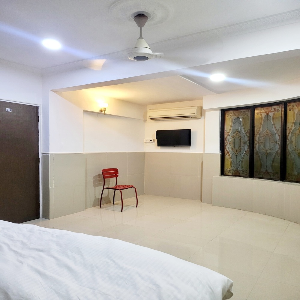 Sky Villa Residency - Tap to explore photos
