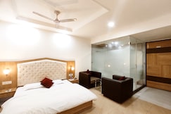 THE PRIME WHITE- A Budget Hotel By Organica Group, Phagwara