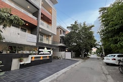 Hotel Keshav Residency Gurgaon, Gurgaon