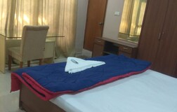 Bedroom 4011