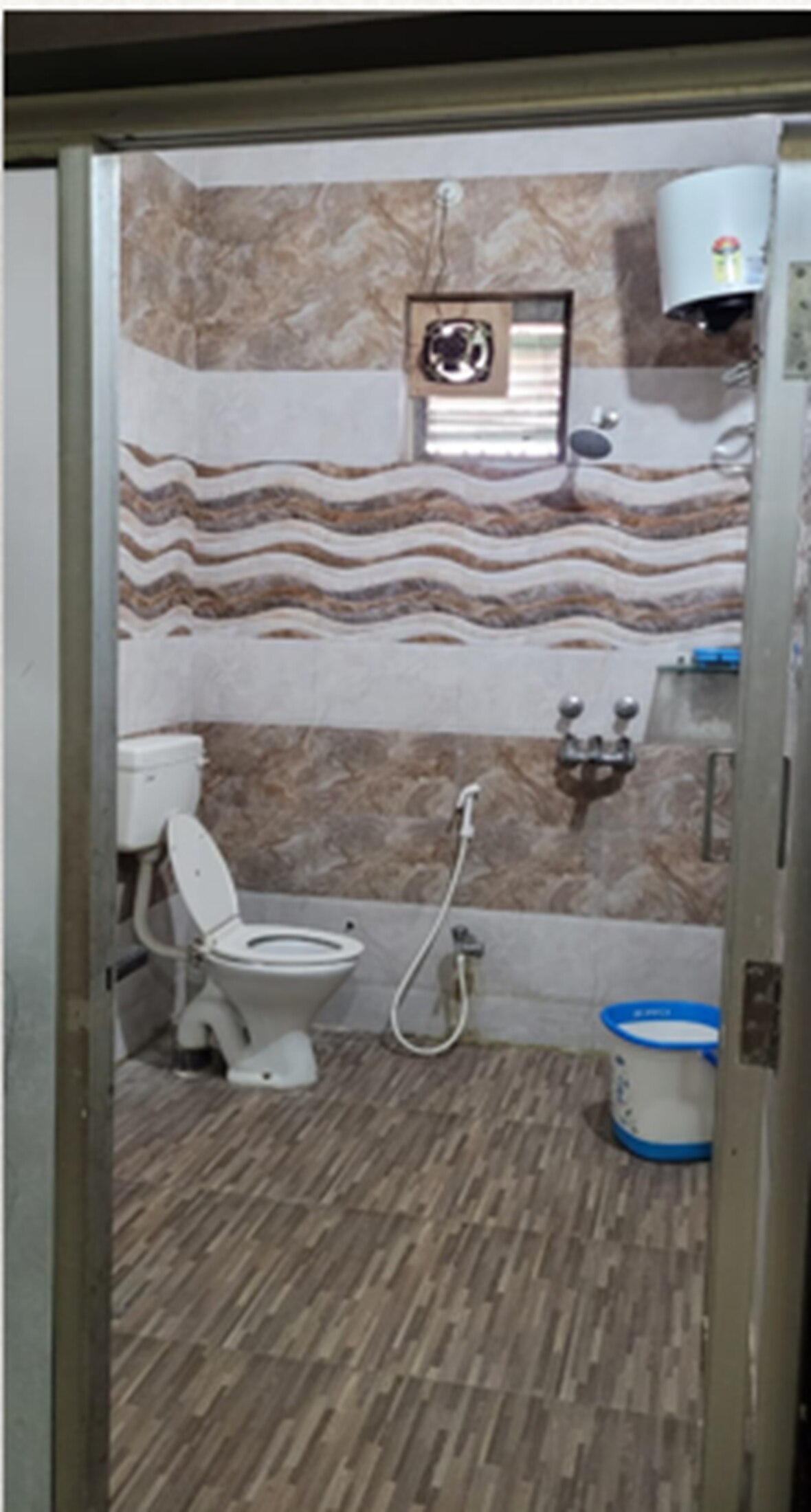SMS Guest House- Surat - Tap to explore photos