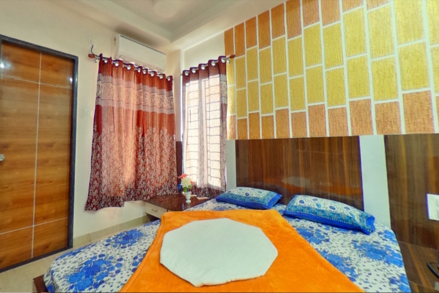 Hotel Dhanraj Deluxe Kolhapur Maharashtra 5