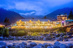 PARADISE-The Whitehouse Cafe (A Riverside Retreat), Manali