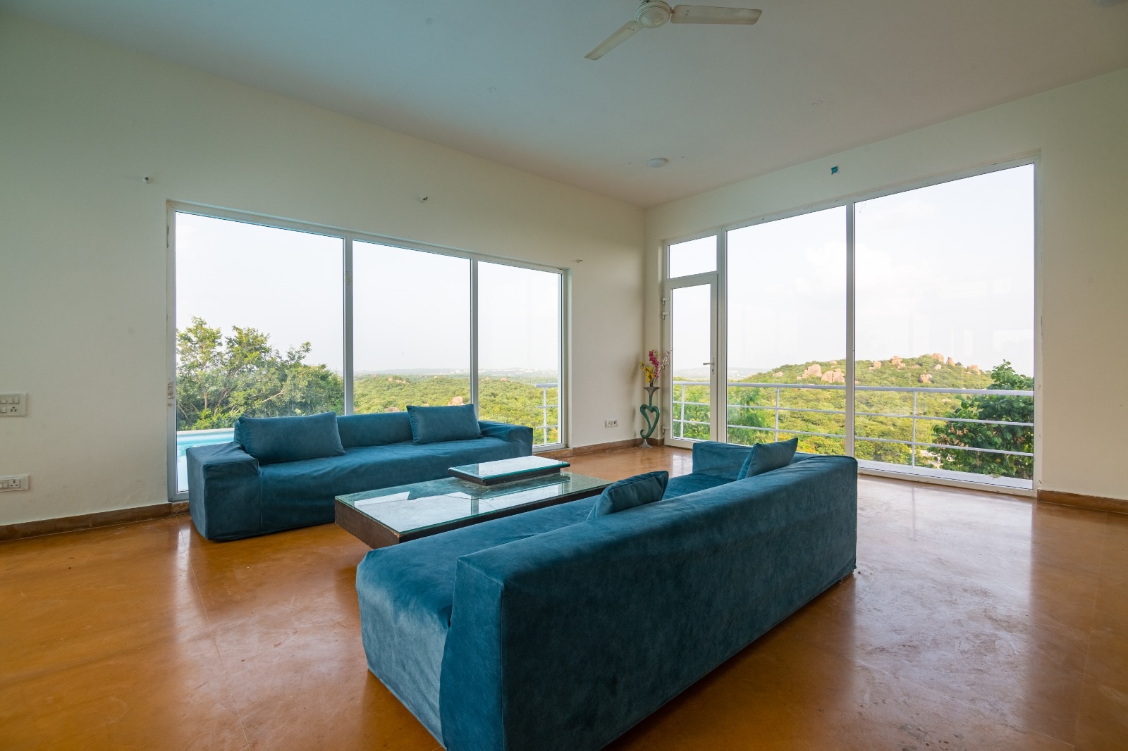 Bliss Farm Stay Hilltop - Tap to explore photos
