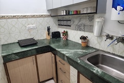 Homlee-Best Value-1BHK-Dilshad Metro-Kitchen, Delhi