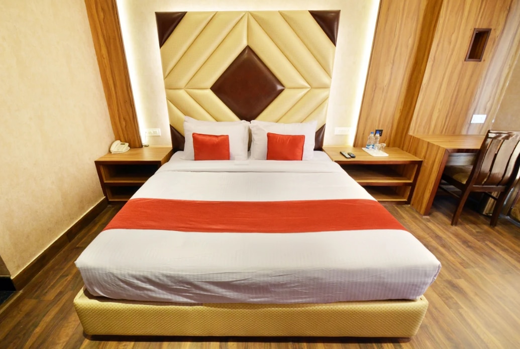 HOTEL RIYASAT - Tap to explore photos