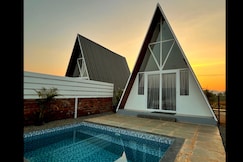 A Frame Cabin By Waterrock, Shirwal