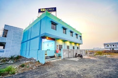 Evaan Deluxe Rooms, Chimur