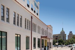 Tru by Hilton San Antonio Downtown Riverwalk, Bexar