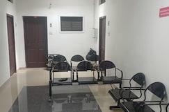 The rainbow ladies hostel for monthly and daily rent, Ooty