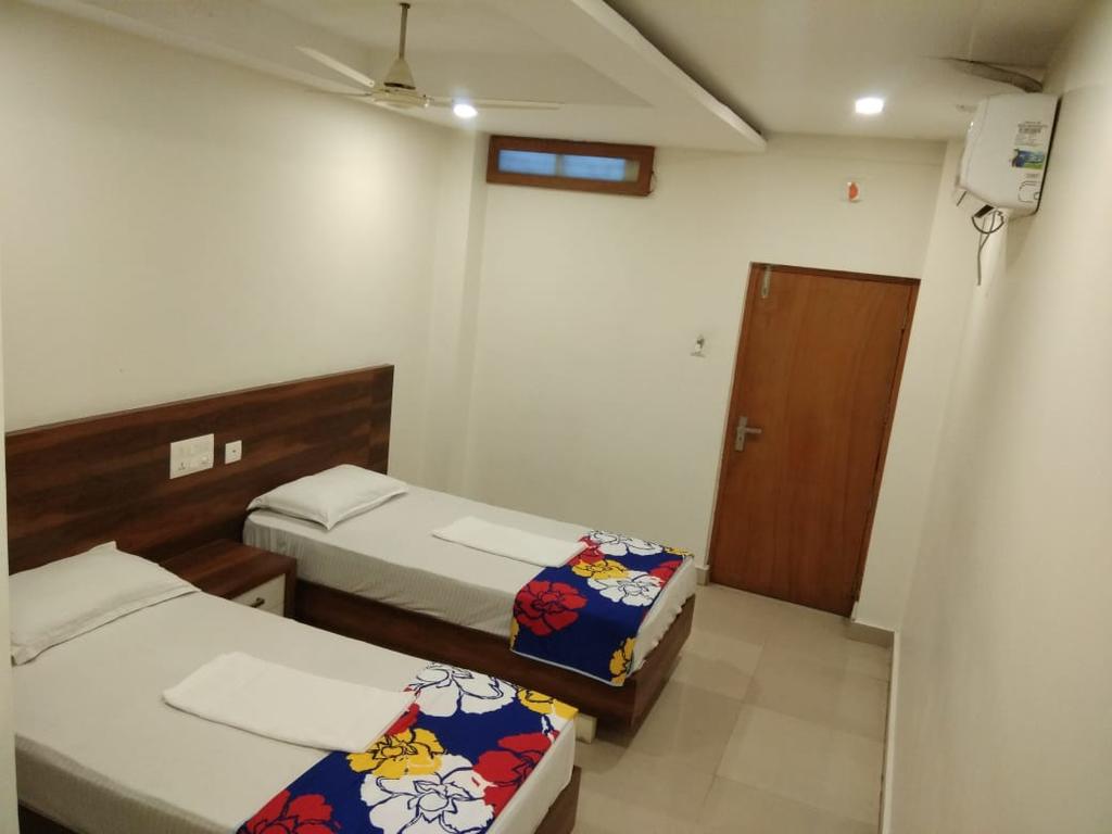 Paddamattingal Homestay - Tap to explore photos