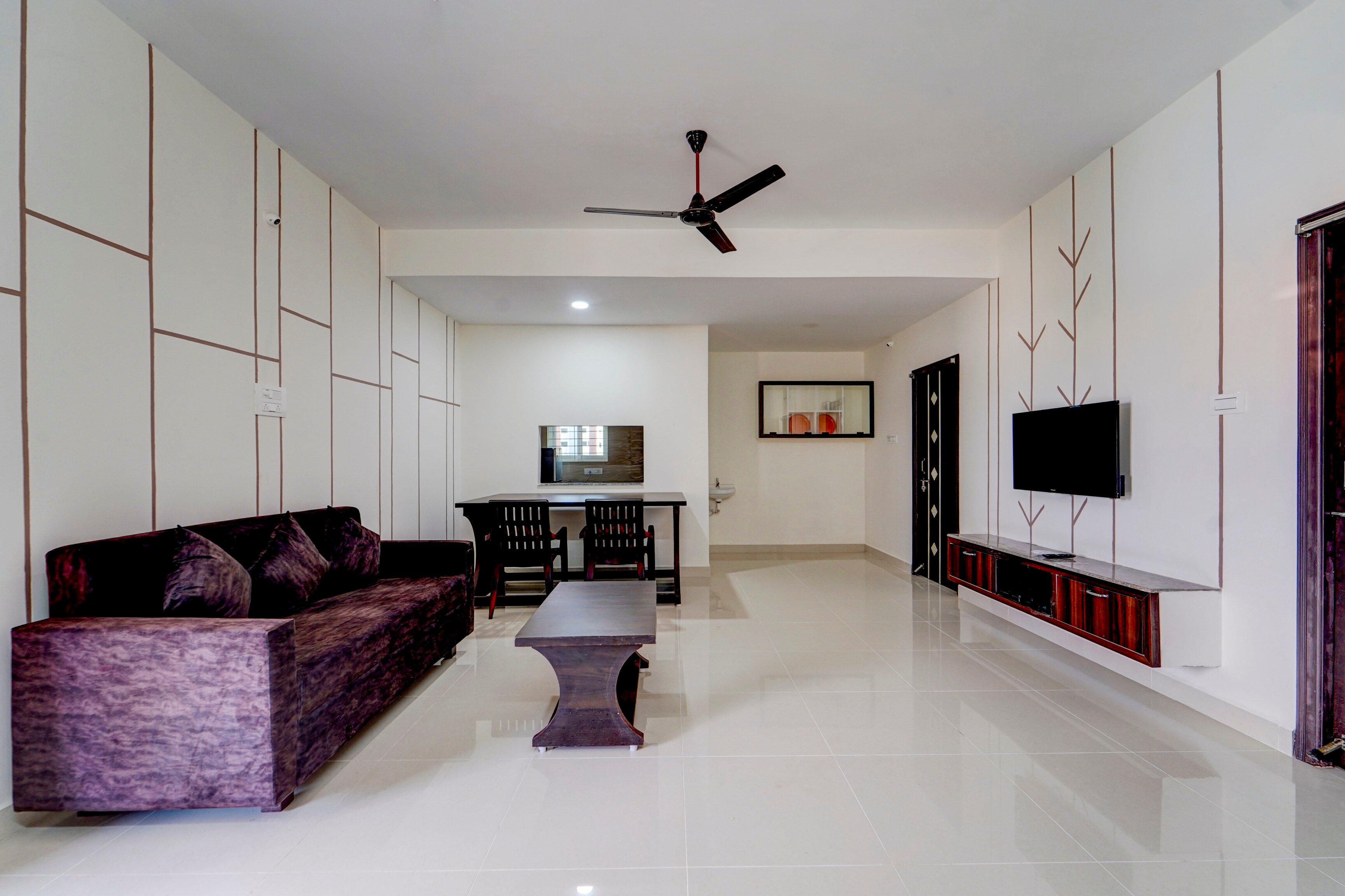 Collection O New Balaji Homestay - Tap to explore photos