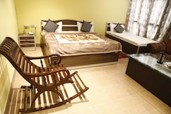 Hotel Om Complex, Bharatpur