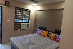 Home away from Home | Cozy 2BHK Apartment, Pune