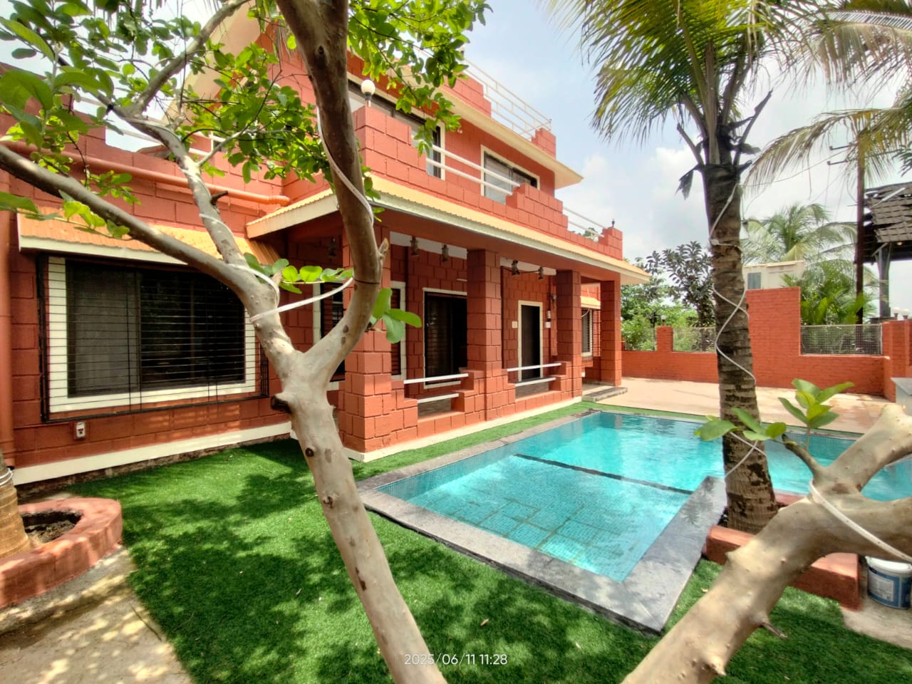Malshej Ghat Aishwaryam Bungalow - Tap to explore photos
