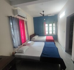 Deluxe family double room