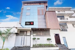 Super Collection O Hotel Star Inn Near By Hindon Airforce Mohan Nagar Ghaziabad, Ghaziabad