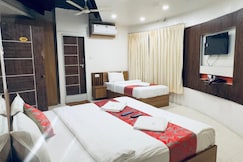 Hotel Paradise Green's, Kolhapur