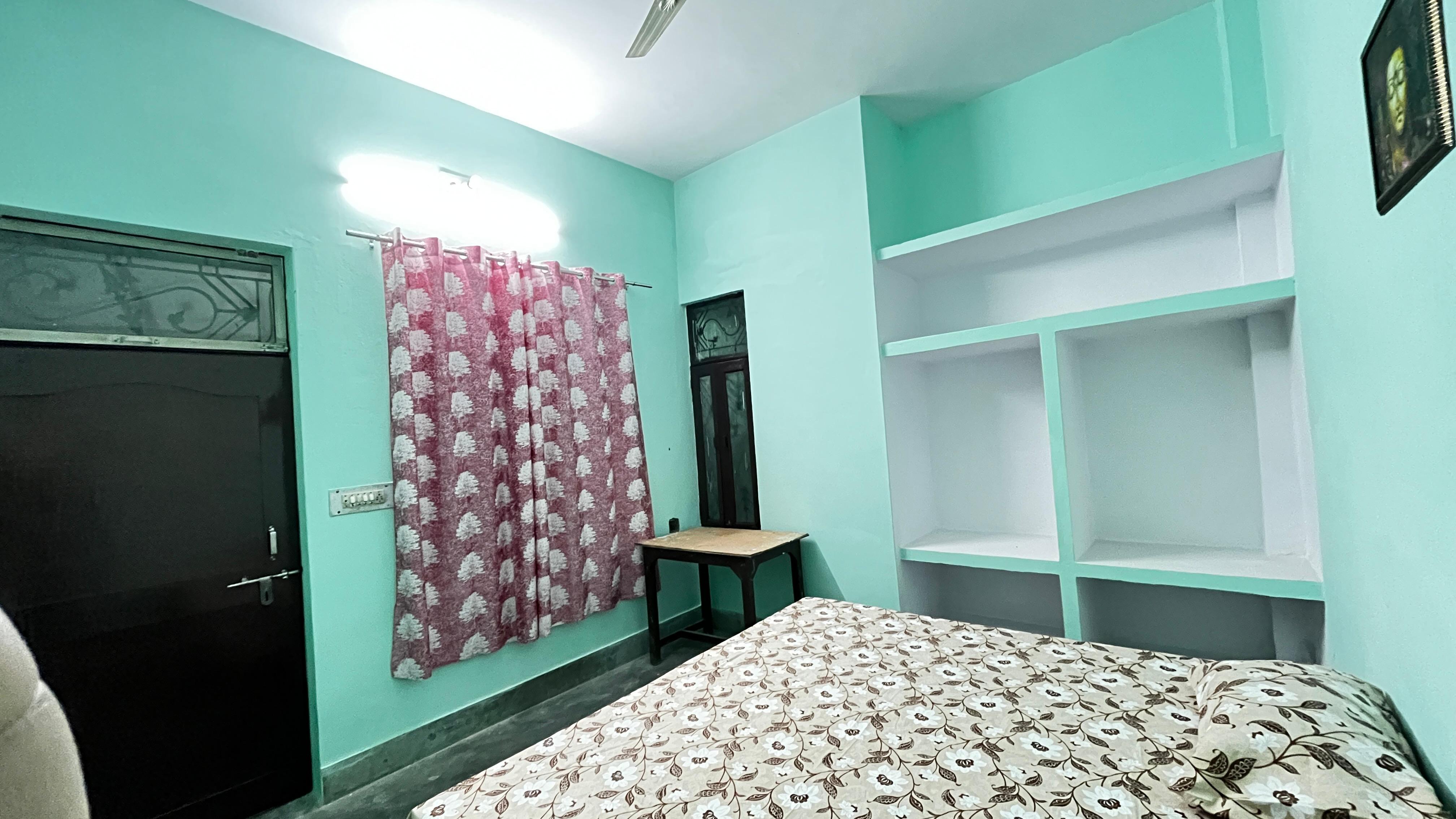 Prayag paying guest house - Tap to explore photos