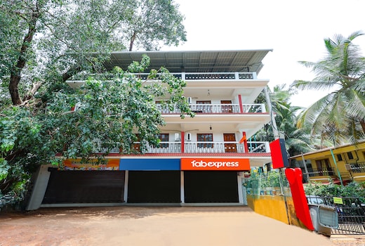FabExpress Pednekar Plaza - Nr. Baga Beach
