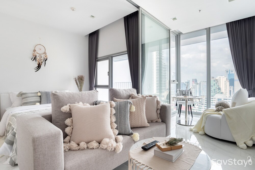 Hyde Sukhumvit 11 By Favstay Bangkok Apartment Price - 