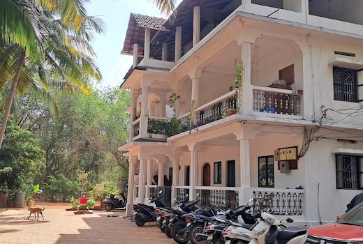 Studio Green Haven R7 by Mukund Sadan Arambol