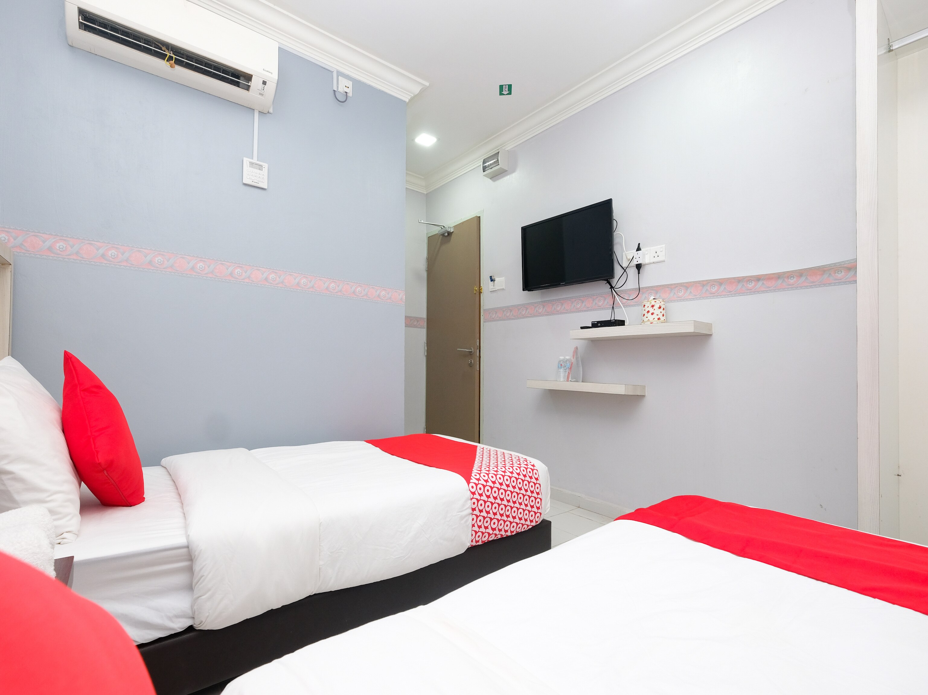 Oyo 89587 Im Hotel Kuantan 3 8 Price Address Reviews