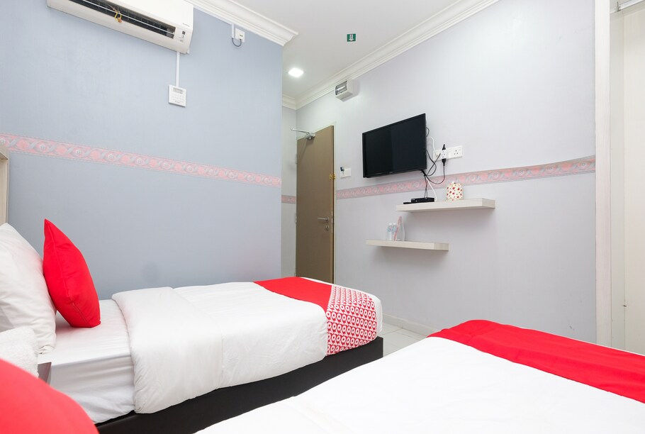 Oyo 89587 Im Hotel Kuantan 3 8 Price Address Reviews