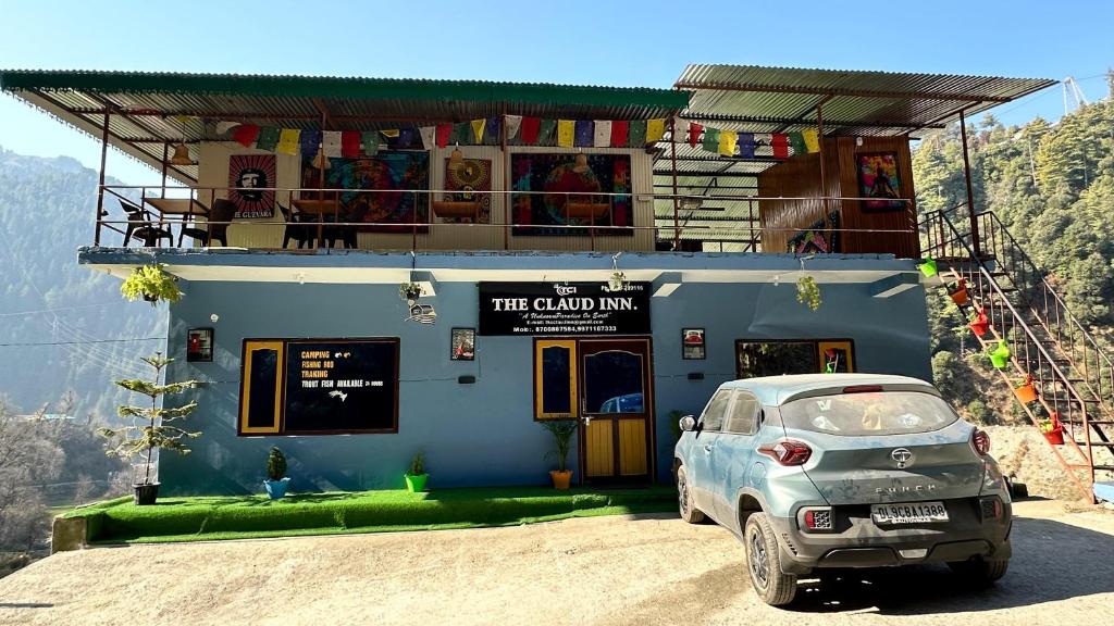 The Claud INN - Tap to explore photos