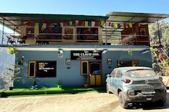 The Claud INN, Barot