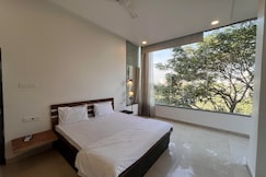 HOTEL GOLDEN LEAF, Nagpur