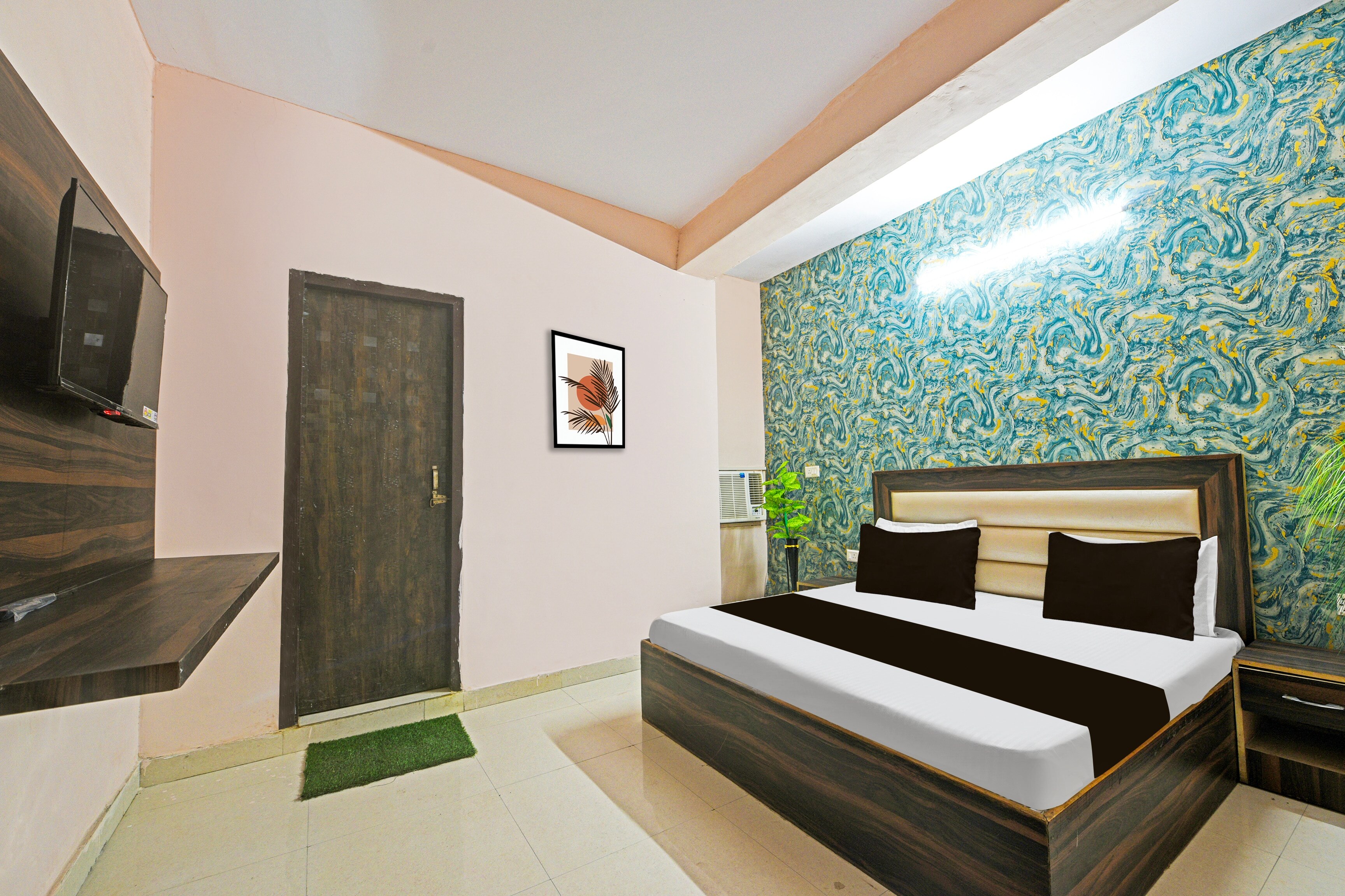 Hotel O Gulabi Delight - Tap to explore photos