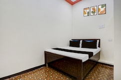 SPOT ON by OYO Ajay Hotel Phulpur Railway station, Mirzapur