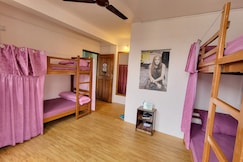 Hills Tale Backpackers Hostel, Kalimpong