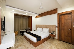 Fabhotel Golf Inn Golf course Road Gurugram, Gurgaon