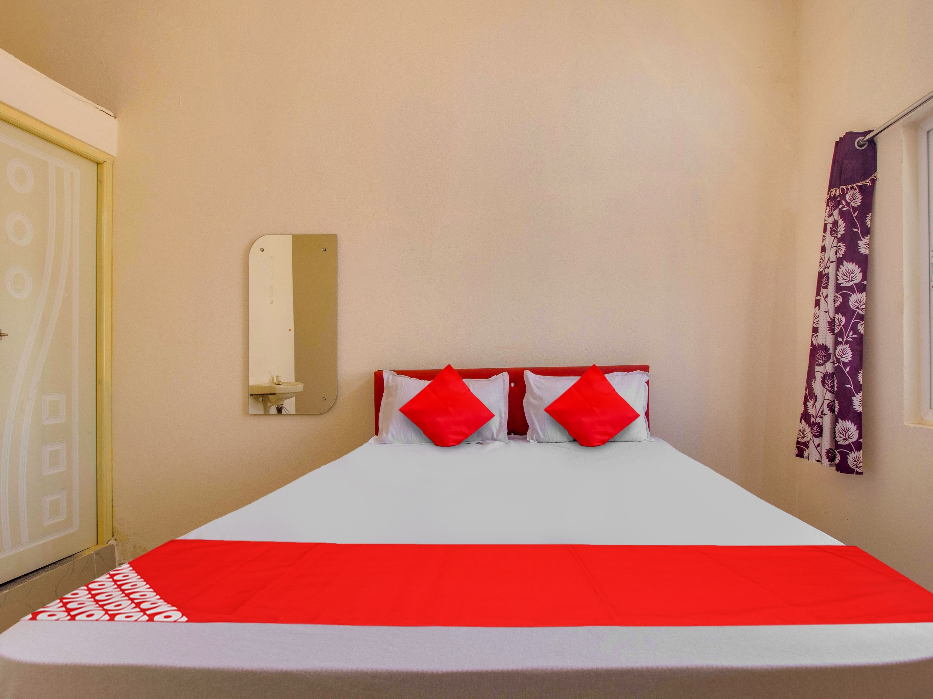 Hotel O G7 Residency - Tap to explore photos