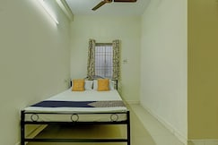 Collection O Velachery Railway Junction Formerly Vijay Guest House, Chennai