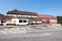 Premier Inn London Ruislip,  London